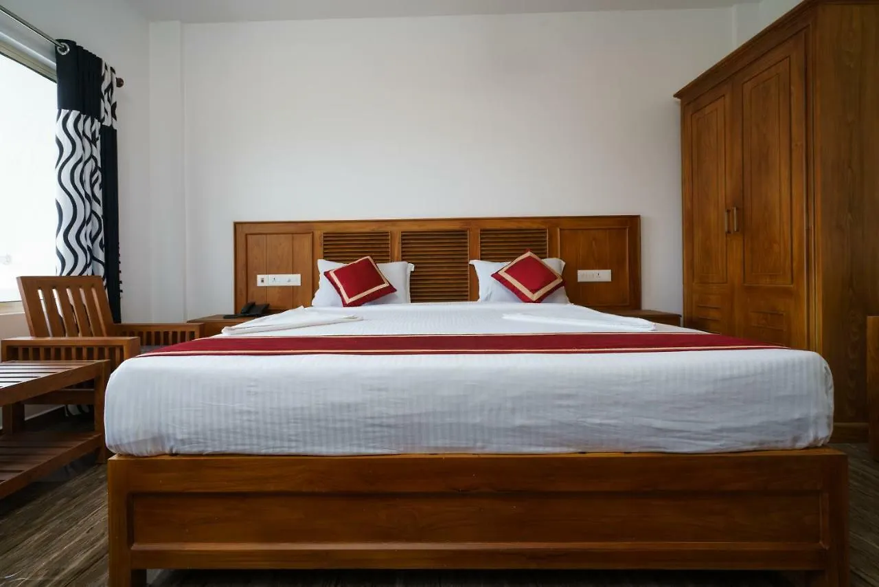Diamond Hills Resort مونار 3*,