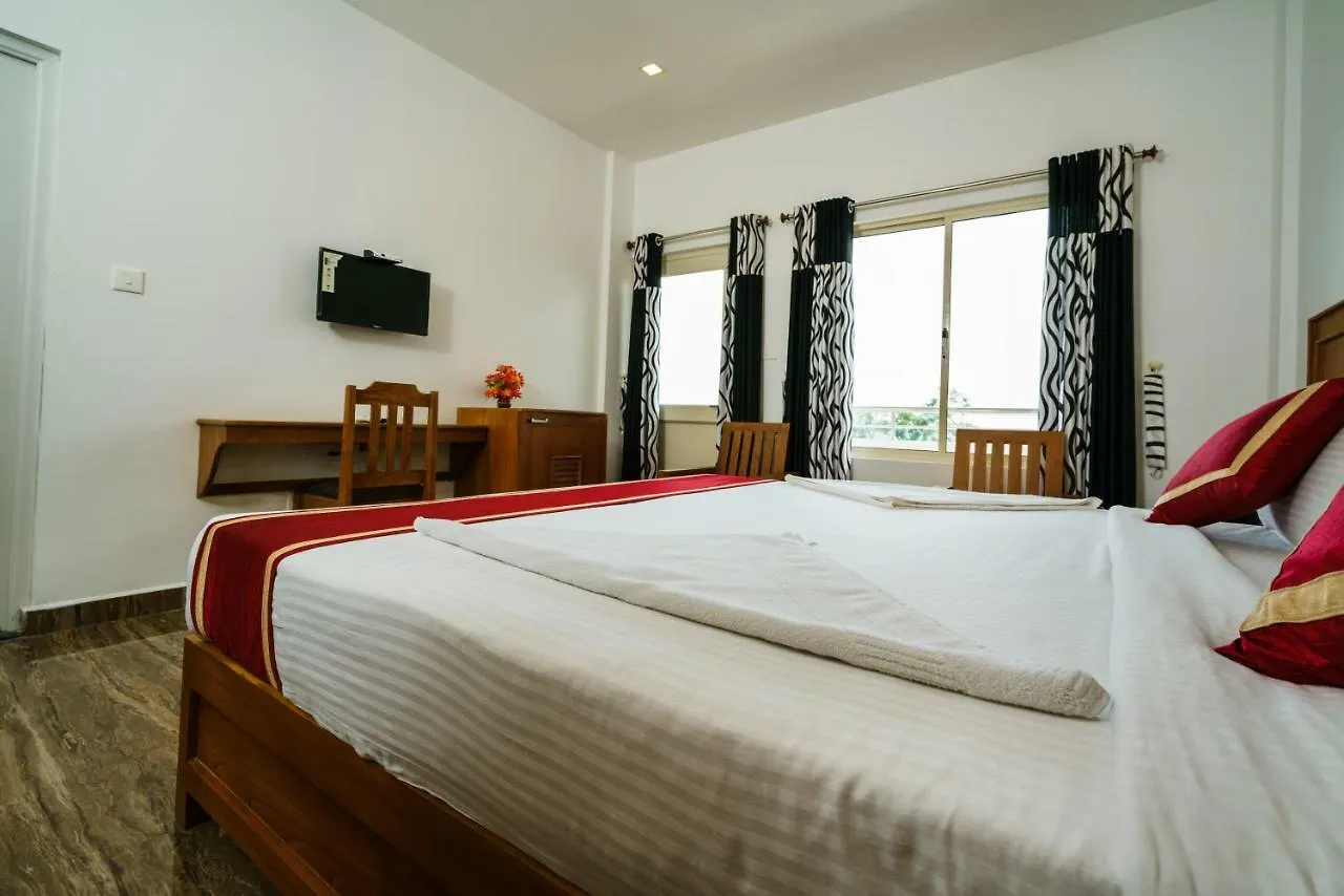 Diamond Hills Resort مونار فندق